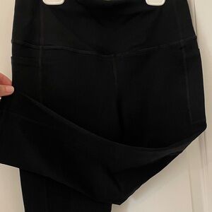 Sketchers High-Waist Crop Black Leggings with Side Pockets